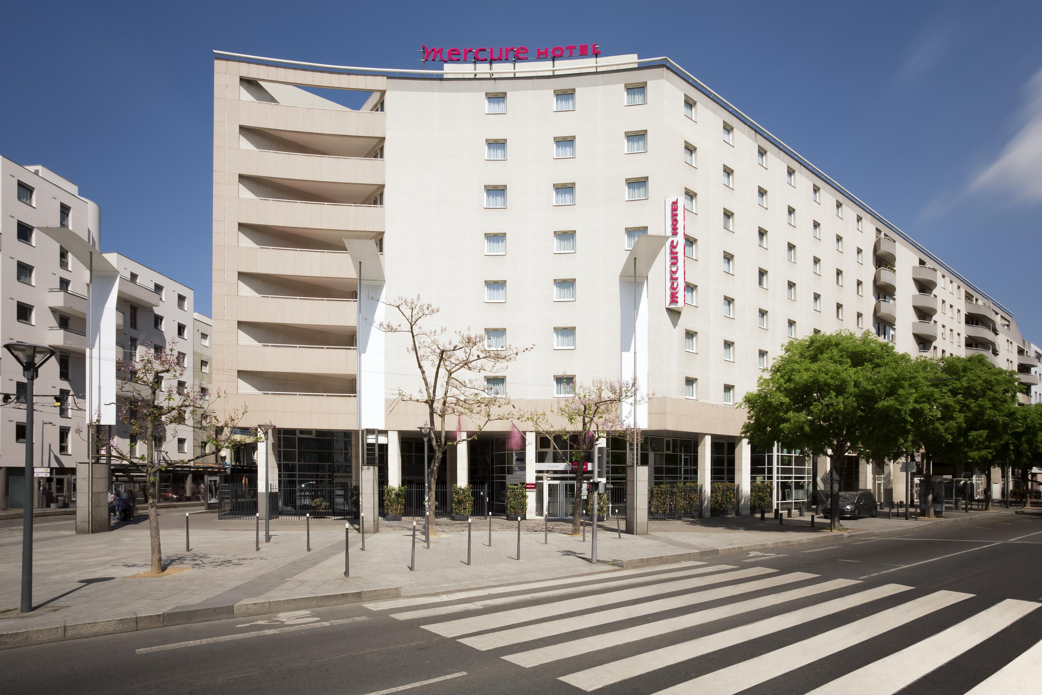 Hotel Mercure Lyon Centre Charpennes Villeurbanne Bagian luar foto