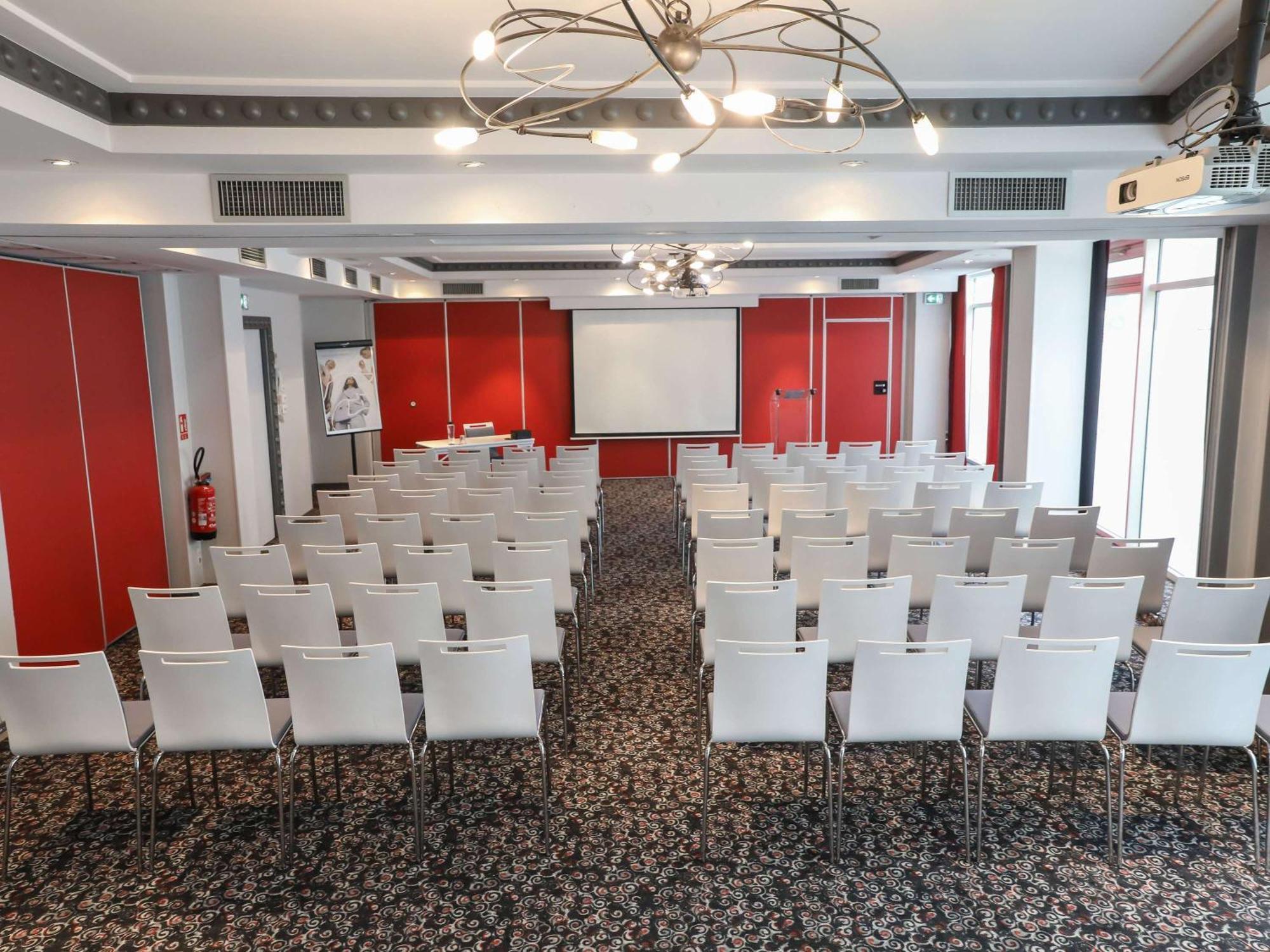 Hotel Mercure Lyon Centre Charpennes Villeurbanne Bagian luar foto