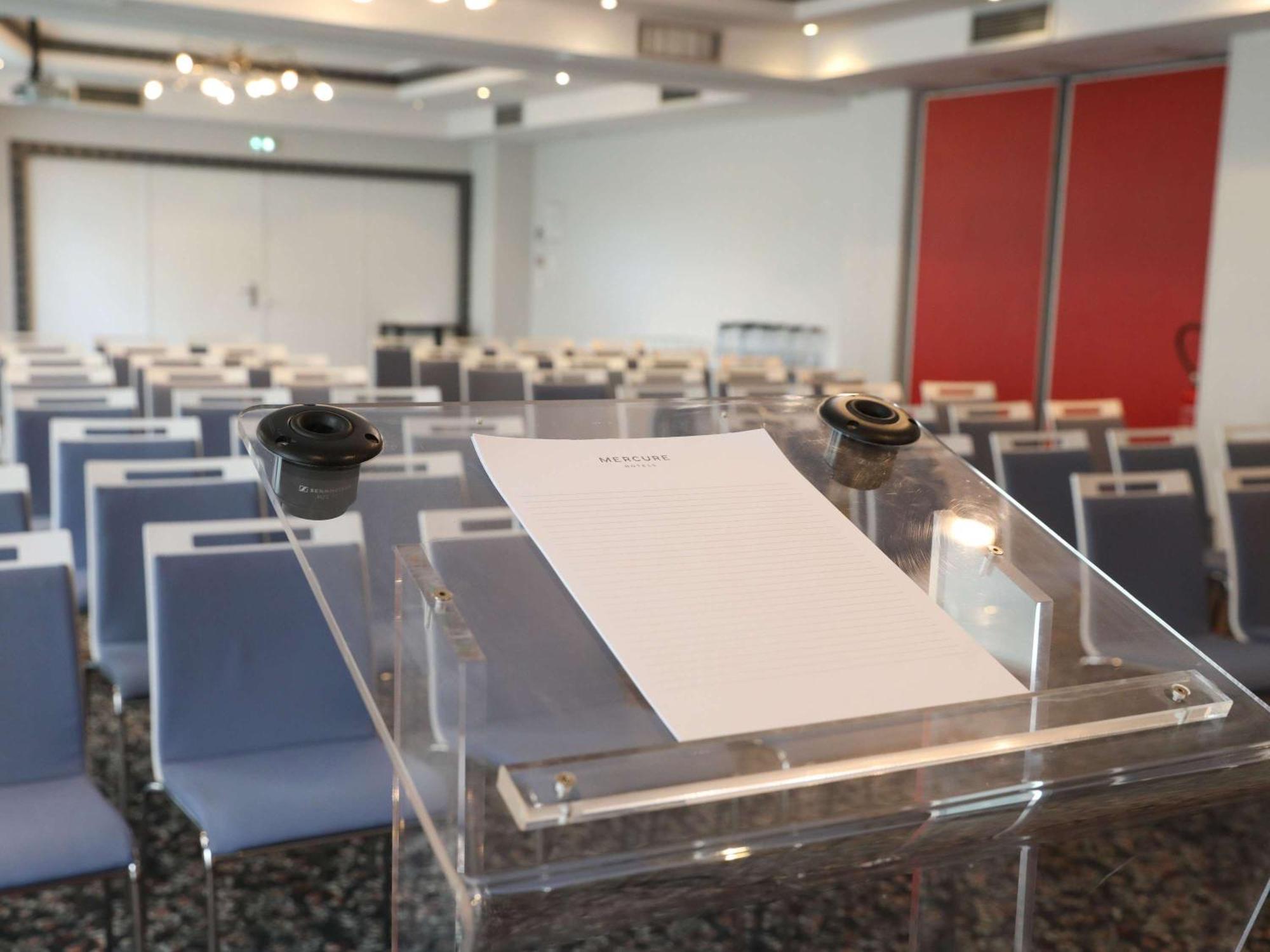 Hotel Mercure Lyon Centre Charpennes Villeurbanne Bagian luar foto