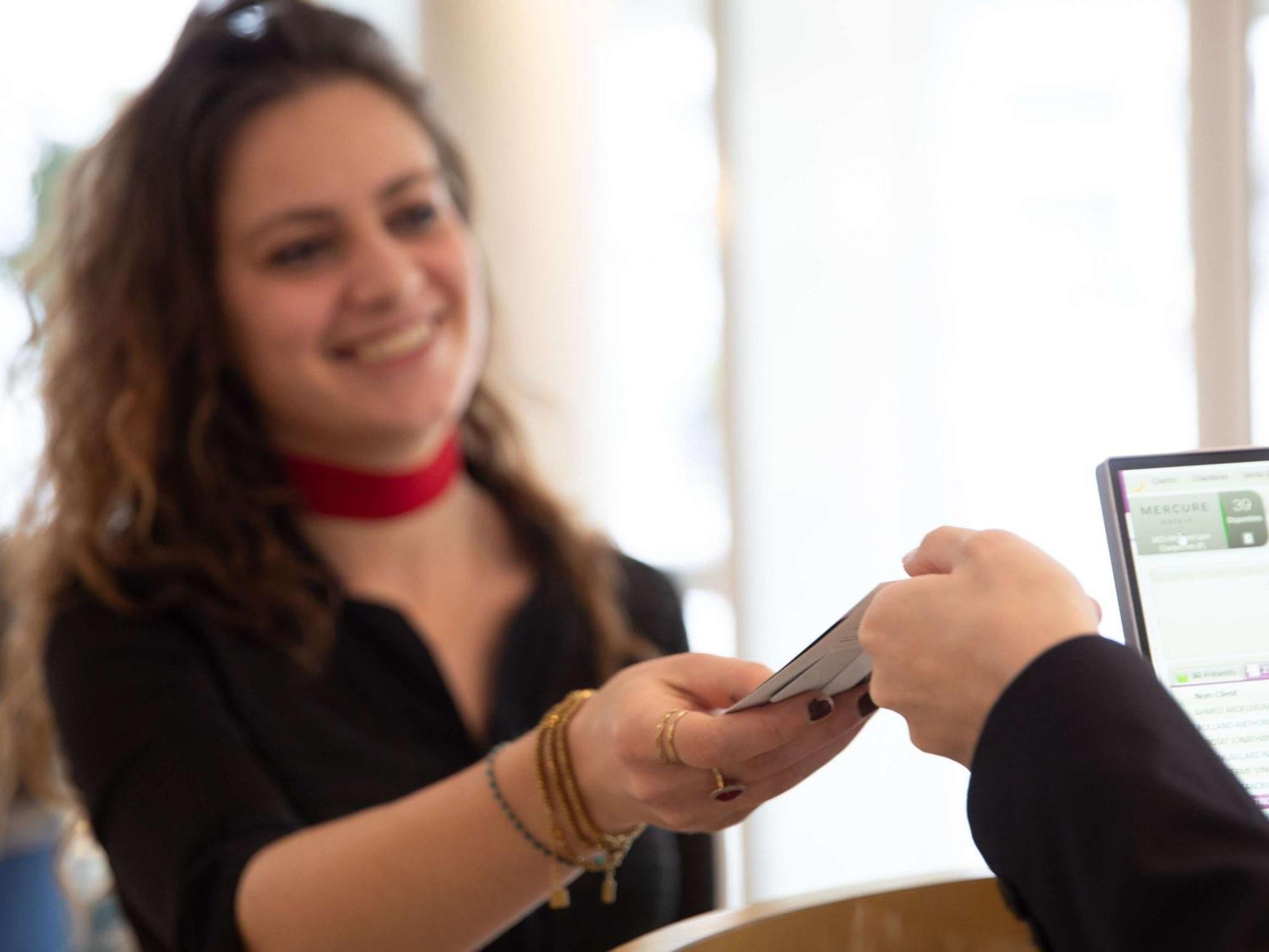 Hotel Mercure Lyon Centre Charpennes Villeurbanne Bagian luar foto